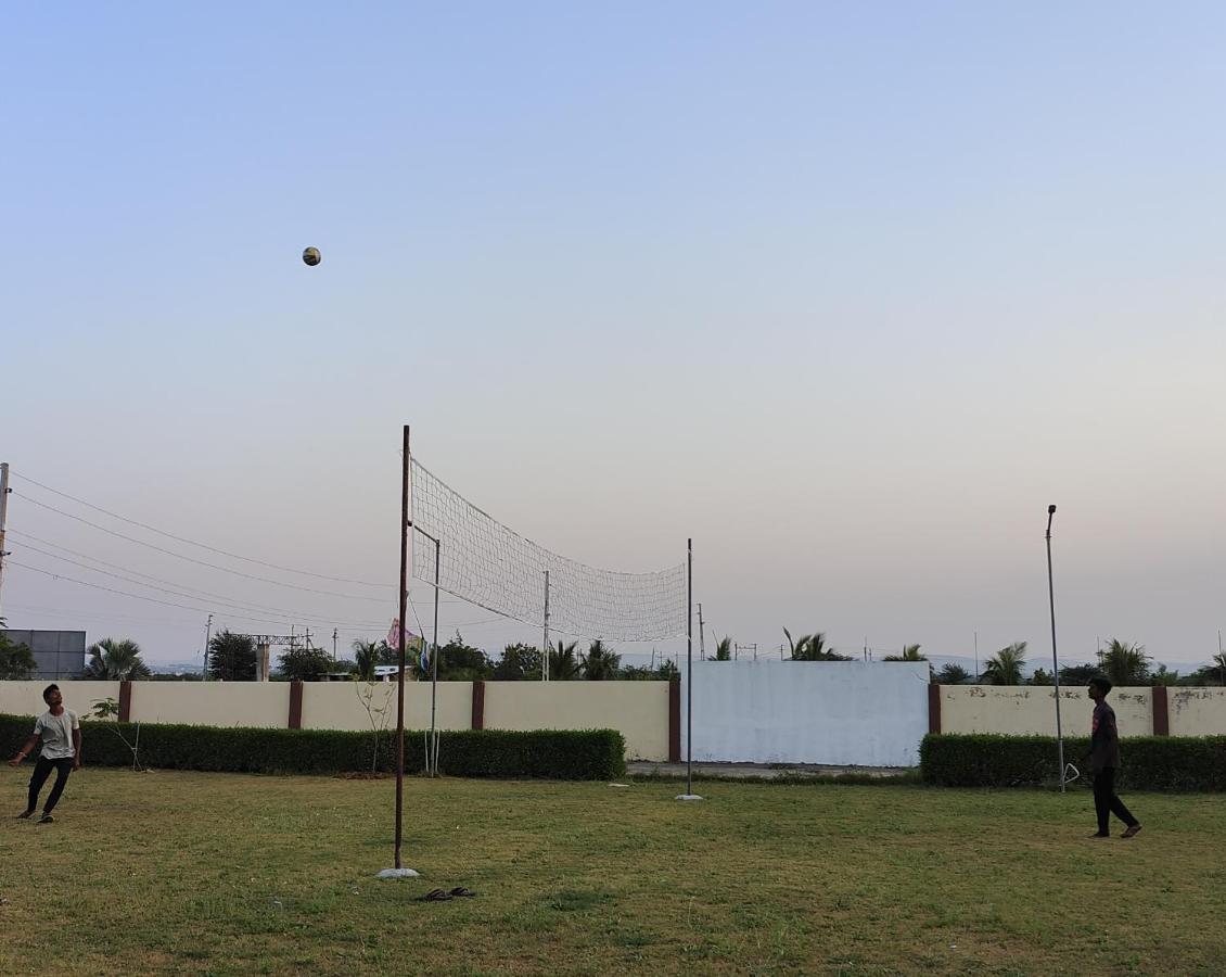 Villa Krishna Farm & Forest Bhuj Exterior foto