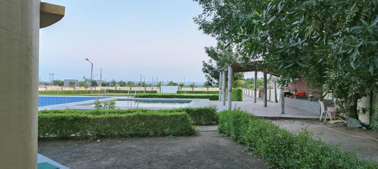 Villa Krishna Farm & Forest Bhuj Exterior foto